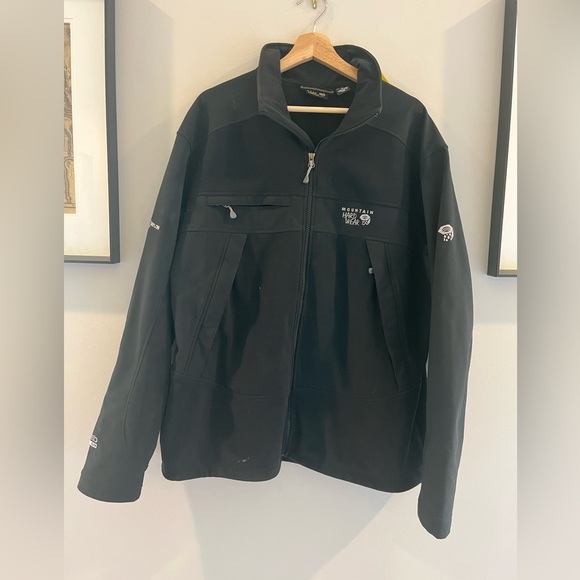 Mountain Hardwear Men's Black Performance Jacket - Picture 1 of 7